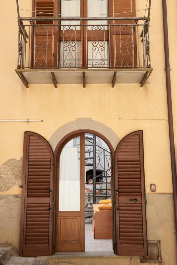 La Casa Del Sarto Villa Sperlinga ภายนอก รูปภาพ